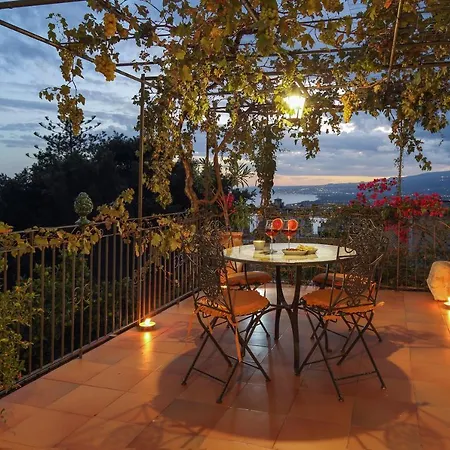 Le Terrazze Del Teatro Greco Vakantiehuis *